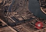 Immagine di Copertura aerea Nagasaki Giappone, 1946, secondo 15 filmato di repertorio 65675070561