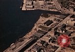 Immagine di Copertura aerea Nagasaki Giappone, 1946, secondo 16 filmato di repertorio 65675070562