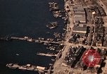 Immagine di Copertura aerea Nagasaki Giappone, 1946, secondo 25 filmato di repertorio 65675070562