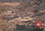 Immagine di Copertura aerea Nagasaki Giappone, 1946, secondo 15 filmato di repertorio 65675070563