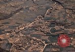 Immagine di Copertura aerea Nagasaki Giappone, 1946, secondo 37 filmato di repertorio 65675070563