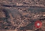 Immagine di Copertura aerea Nagasaki Giappone, 1946, secondo 45 filmato di repertorio 65675070563