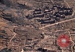 Immagine di Copertura aerea Nagasaki Giappone, 1946, secondo 51 filmato di repertorio 65675070563