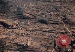 Immagine di Copertura aerea Nagasaki Giappone, 1946, secondo 56 filmato di repertorio 65675070563