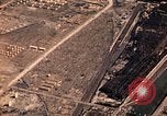 Immagine di Copertura aerea Nagasaki Giappone, 1946, secondo 14 filmato di repertorio 65675070564