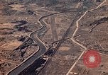 Immagine di Copertura aerea Nagasaki Giappone, 1946, secondo 5 filmato di repertorio 65675070565