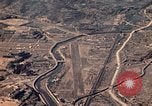 Immagine di Copertura aerea Nagasaki Giappone, 1946, secondo 10 filmato di repertorio 65675070565