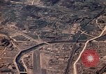 Immagine di Copertura aerea Nagasaki Giappone, 1946, secondo 15 filmato di repertorio 65675070565