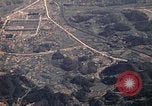 Immagine di Copertura aerea Nagasaki Giappone, 1946, secondo 31 filmato di repertorio 65675070565