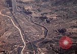 Immagine di Copertura aerea Nagasaki Giappone, 1946, secondo 52 filmato di repertorio 65675070565