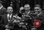 Immagine di Tre aviatori russo New York United States USA, 1937, secondo 16 filmato di repertorio 65675070575