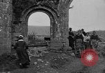 Image français les femmes et les enfants des agriculteurs au cours Première Guerre Mondiale France, 1917, de la seconde 36 séquences d'archives historiques vidéo 65675070585
