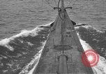 Image plusieurs sous-marins américains dans les eaux britanniques dans Première Guerre Mondiale 'Océan Atlantique, 1918, de la seconde 33 séquences d'archives historiques vidéo 65675070588