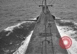 Image plusieurs sous-marins américains dans les eaux britanniques dans Première Guerre Mondiale 'Océan Atlantique, 1918, de la seconde 49 séquences d'archives historiques vidéo 65675070588