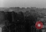 Image bidonville Paris France, 1917, de la seconde 27 séquences d'archives historiques vidéo 65675070589