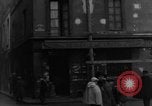 Image bidonville Paris France, 1917, de la seconde 28 séquences d'archives historiques vidéo 65675070590
