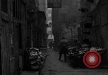 Image bidonville Paris France, 1917, de la seconde 34 séquences d'archives historiques vidéo 65675070590