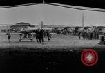 Image Eddie Rickenbacker Paris France, 1917, de la seconde 12 séquences d'archives historiques vidéo 65675070593