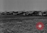 Image Eddie Rickenbacker Paris France, 1917, de la seconde 19 séquences d'archives historiques vidéo 65675070593