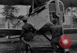 Image Eddie Rickenbacker Paris France, 1917, de la seconde 30 séquences d'archives historiques vidéo 65675070593