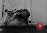 Immagine di Stati Uniti d'aria il servizio di posta elettronica Parigi Francia, 1917, secondo 1 filmato di repertorio 65675070594