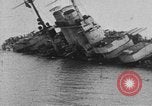 Standbild österreichisch-ungarischen Linienschiff SMS Szent István ist torpediert Adria, 1918, aus Sekunde 30 historischem Filmmaterial Videoclip 65675070596