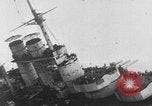 Standbild österreichisch-ungarischen Linienschiff SMS Szent István ist torpediert Adria, 1918, aus Sekunde 49 historischem Filmmaterial Videoclip 65675070596