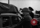 Immagine di Esame dei documenti Wiesbaden Germania, 1946, secondo 37 filmato di repertorio 65675070610