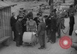 Immagine di Esame dei documenti Wiesbaden Germania, 1946, secondo 41 filmato di repertorio 65675070610
