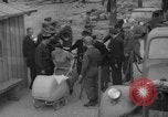 Immagine di Esame dei documenti Wiesbaden Germania, 1946, secondo 42 filmato di repertorio 65675070610