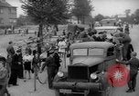 Immagine di Esame dei documenti Wiesbaden Germania, 1946, secondo 50 filmato di repertorio 65675070610