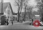 Immagine di British guardie militari La città di Bad Oeynhausen Germania, 1946, secondo 22 filmato di repertorio 65675070616