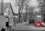 Immagine di British guardie militari La città di Bad Oeynhausen Germania, 1946, secondo 34 filmato di repertorio 65675070616