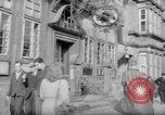 Image bâtiments du 15ème siècle de Hamlin Hamlin Allemagne, 1946, de la seconde 18 séquences d'archives historiques vidéo 65675070618