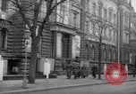 Standbild russischen Sitz Dresden Deutschland, 1946, aus Sekunde 10 historischem Filmmaterial Videoclip 65675070620