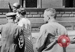 Immagine di Civili tedesco Germania, 1946, secondo 29 filmato di repertorio 65675070623
