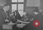 Immagine di Civili tedesco Germania, 1946, secondo 52 filmato di repertorio 65675070623