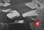 Immagine di Civili tedesco Germania, 1946, secondo 59 filmato di repertorio 65675070623