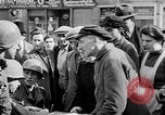Immagine di Tedeschi a Monaco durante l'occupazione Monaco Germania, 1946, secondo 11 filmato di repertorio 65675070624