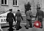 Immagine di Tedeschi a Monaco durante l'occupazione Monaco Germania, 1946, secondo 26 filmato di repertorio 65675070624