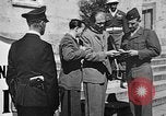 Immagine di Tedeschi a Monaco durante l'occupazione Monaco Germania, 1946, secondo 39 filmato di repertorio 65675070624