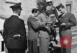 Immagine di Tedeschi a Monaco durante l'occupazione Monaco Germania, 1946, secondo 41 filmato di repertorio 65675070624