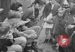 Immagine di Tedeschi a Monaco durante l'occupazione Monaco Germania, 1946, secondo 45 filmato di repertorio 65675070624