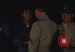 Immagine di Lyndon Baines Johnson alla base di Korat Della Thailandia, 1967, secondo 21 filmato di repertorio 65675070629