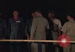 Immagine di Lyndon Baines Johnson alla base di Korat Della Thailandia, 1967, secondo 31 filmato di repertorio 65675070629