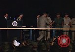 Immagine di Lyndon Baines Johnson alla base di Korat Della Thailandia, 1967, secondo 41 filmato di repertorio 65675070629