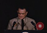 Immagine di Discorso di Lyndon Baines Johnson alla base di Korat Della Thailandia, 1967, secondo 7 filmato di repertorio 65675070630