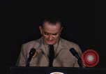 Immagine di Discorso di Lyndon Baines Johnson alla base di Korat Della Thailandia, 1967, secondo 19 filmato di repertorio 65675070630
