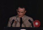 Immagine di Discorso di Lyndon Baines Johnson alla base di Korat Della Thailandia, 1967, secondo 20 filmato di repertorio 65675070630
