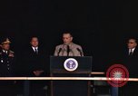 Immagine di Discorso di Lyndon Baines Johnson alla base di Korat Della Thailandia, 1967, secondo 44 filmato di repertorio 65675070630